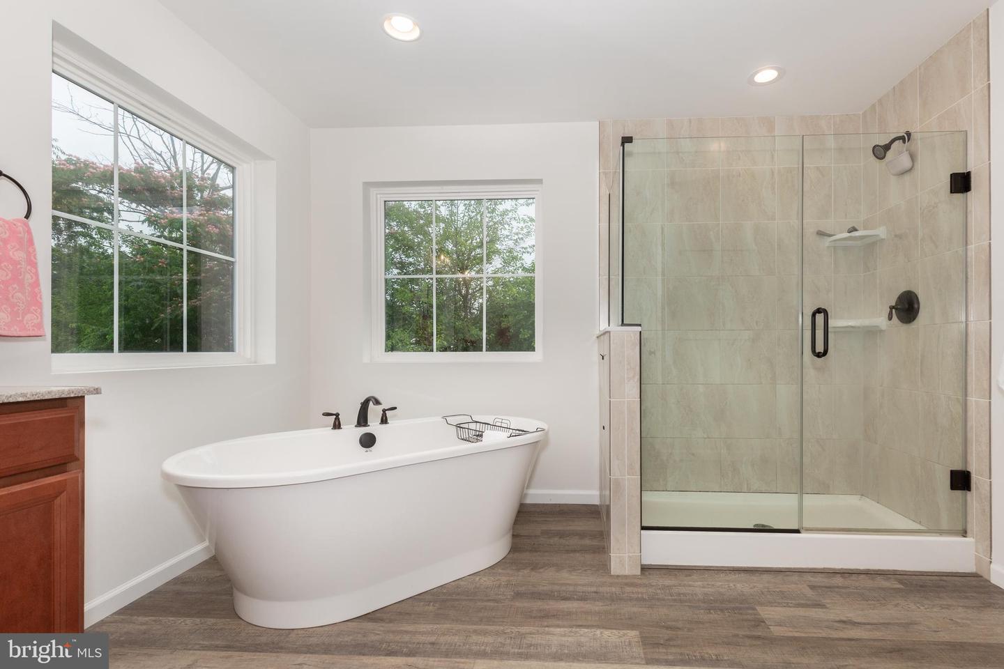 15 Cloverfield St Property Photo 30