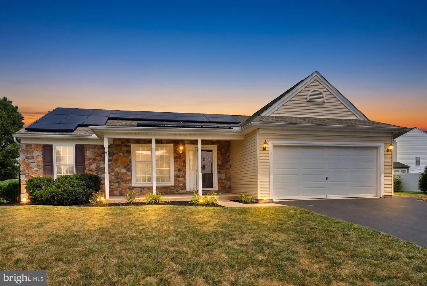 45 THOMAS DR