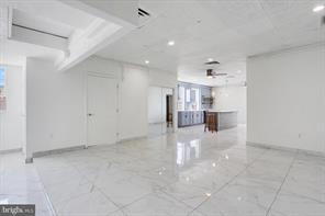 1880 W Market St Property Photo 16