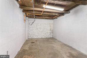 1880 W Market St Property Photo 59