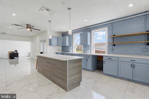 1880 W Market St Property Photo 61
