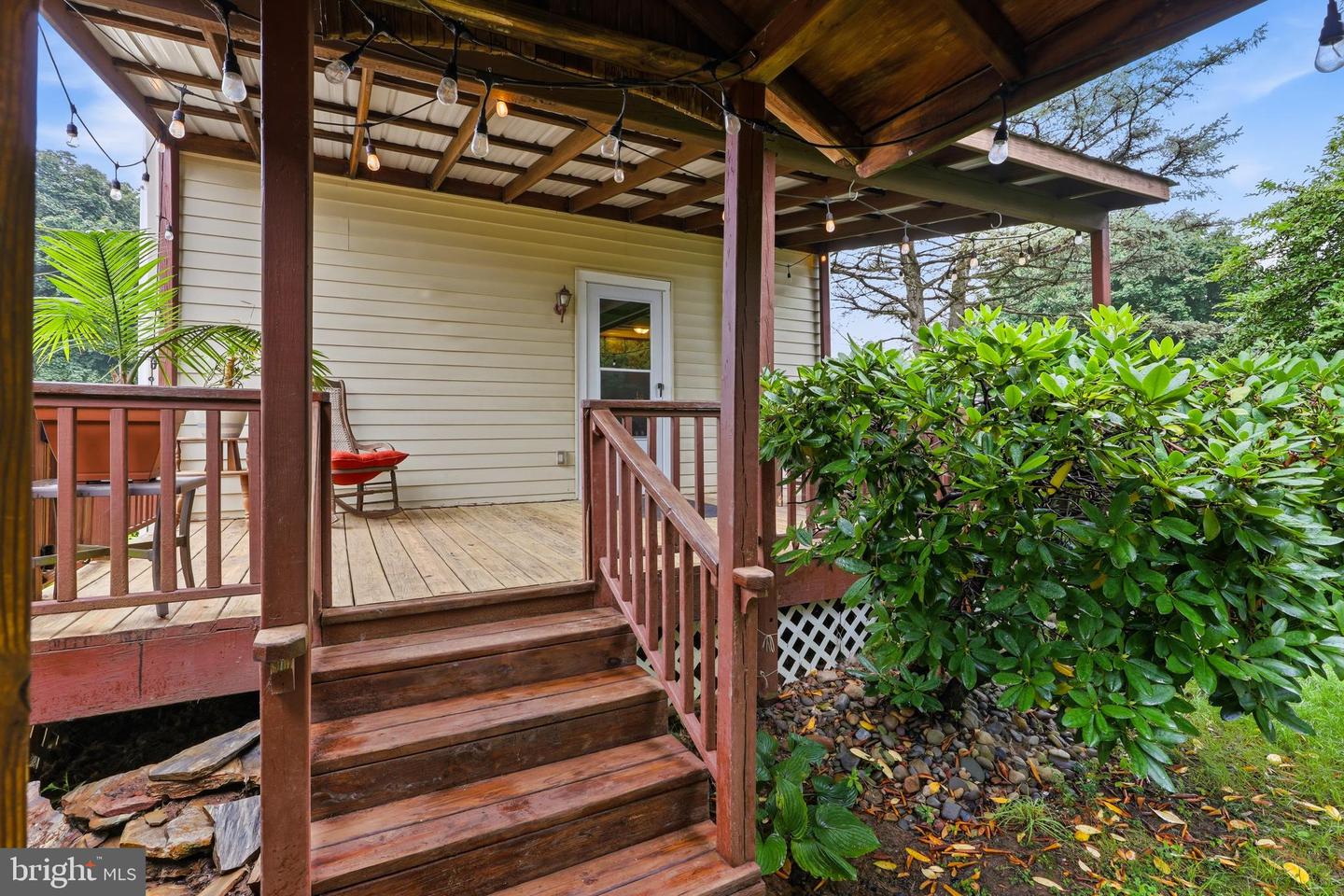 6 Church St Property Photo 28