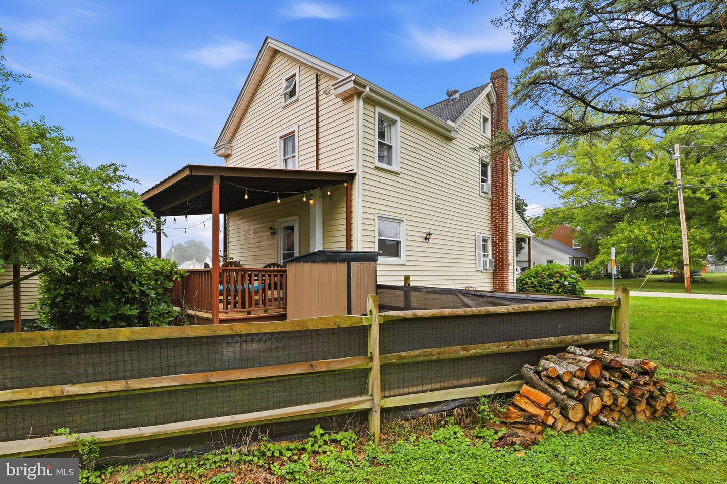 6 Church St Property Photo 37