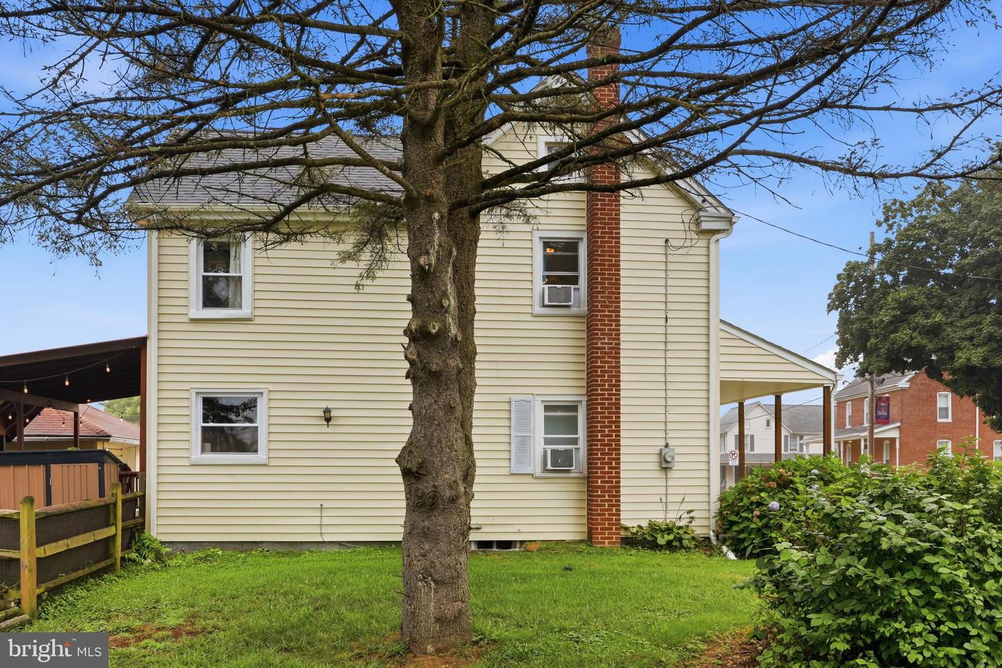 6 Church St Property Photo 39