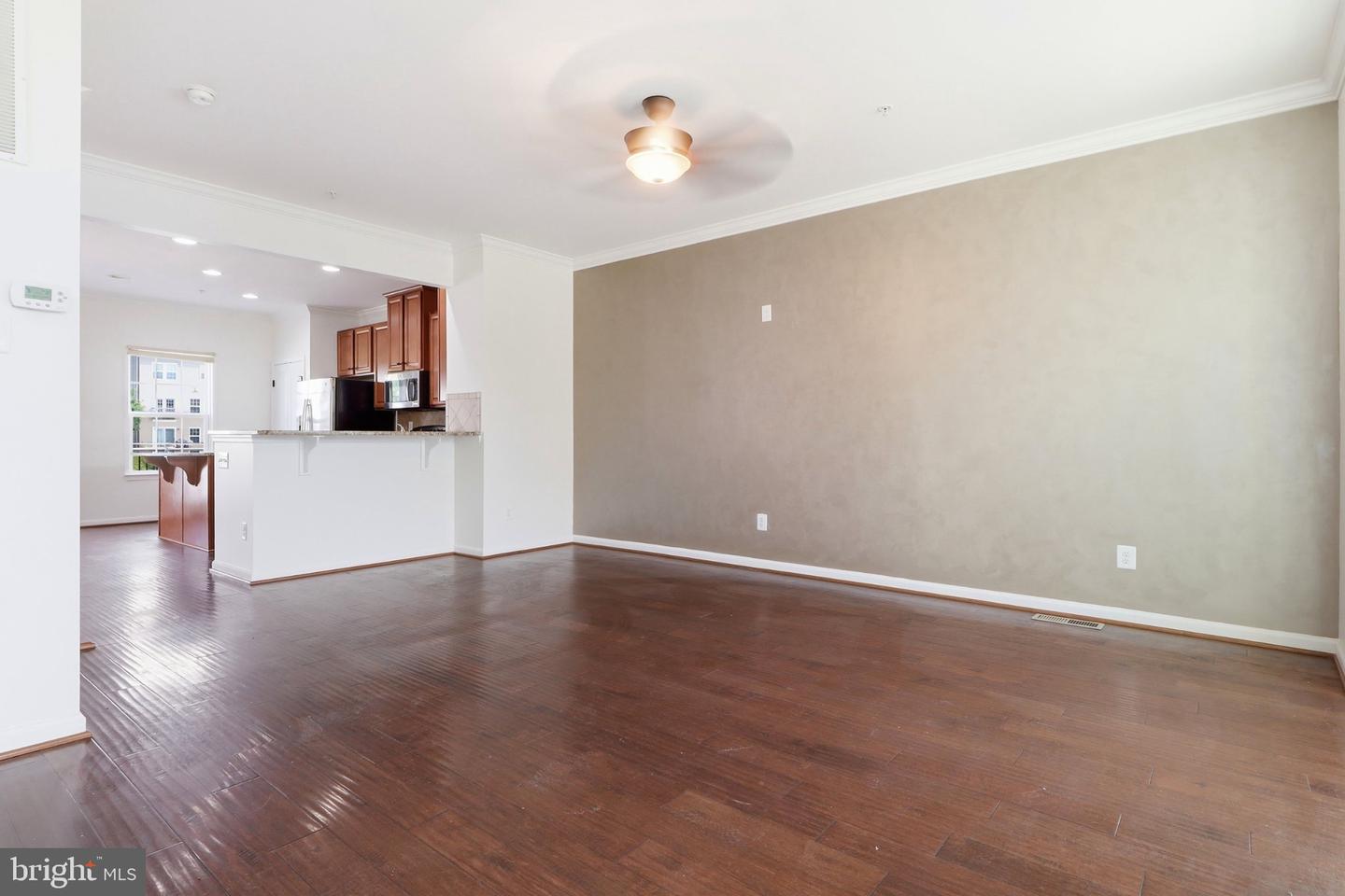 1264 Rannoch Ln #128 Property Photo 7