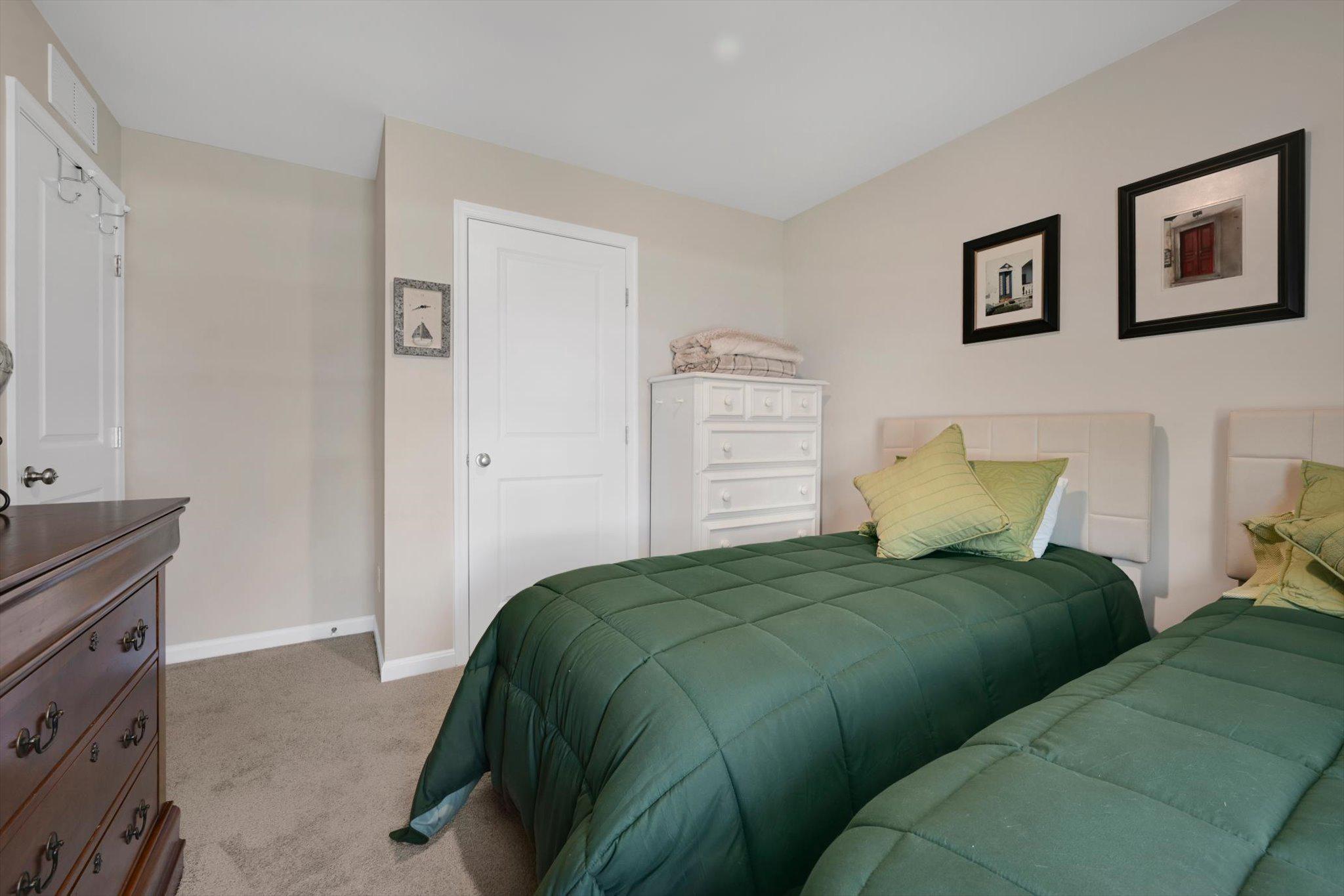 2027 Paperback Way Property Photo 15