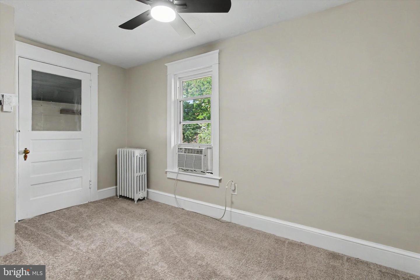 40 E Frederick St Property Photo 12