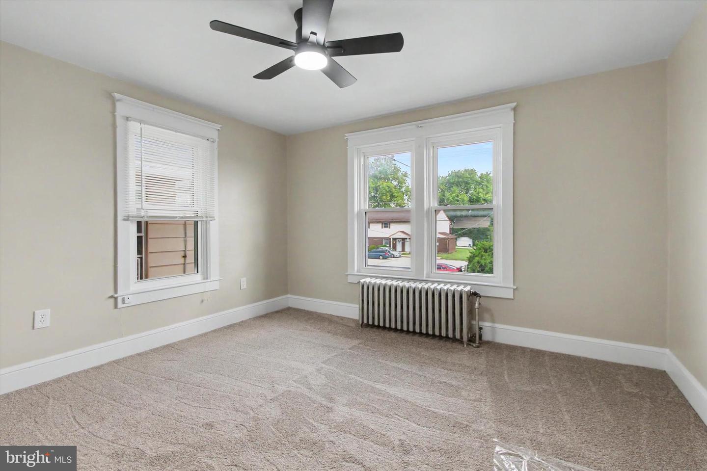 40 E Frederick St Property Photo 14