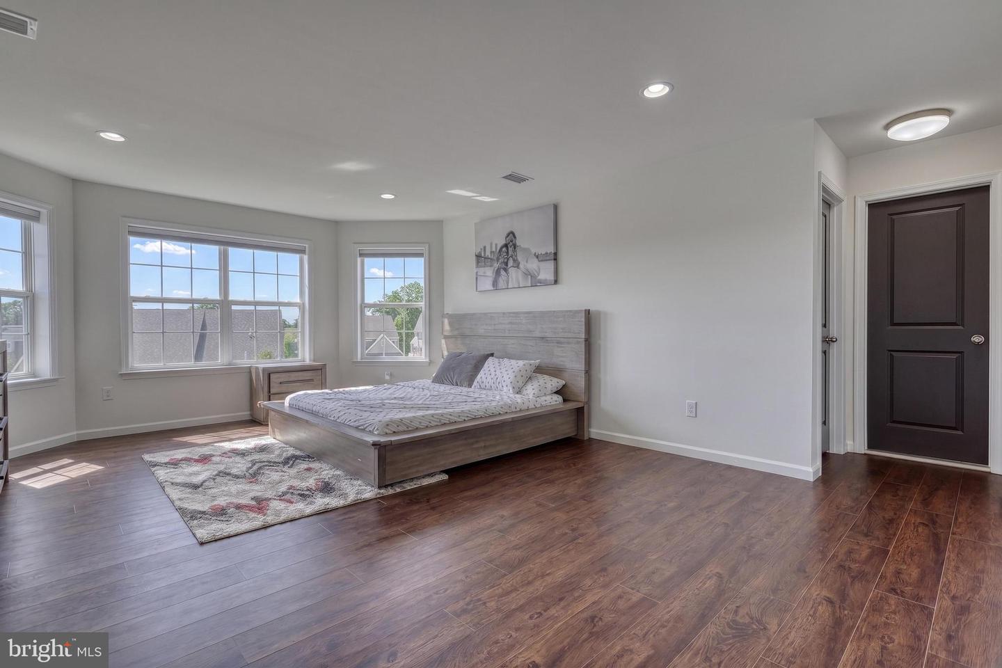 2805 Alperton Dr Property Photo 40