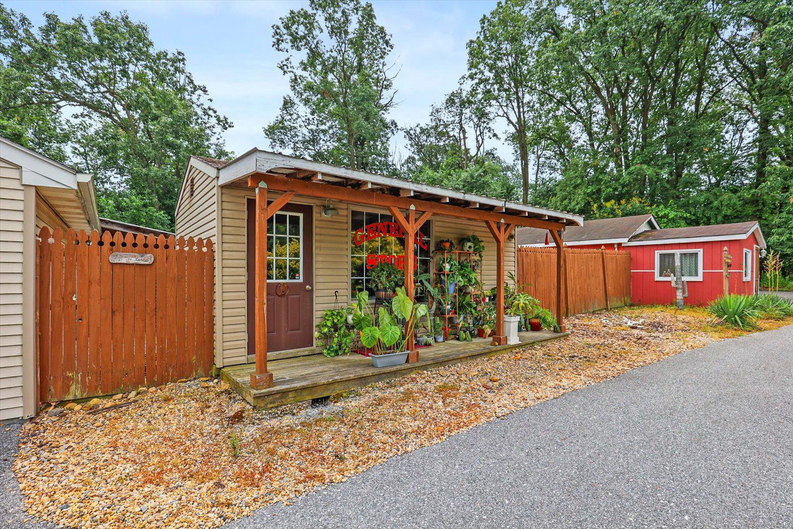 333 Newcomer Rd Property Photo 67