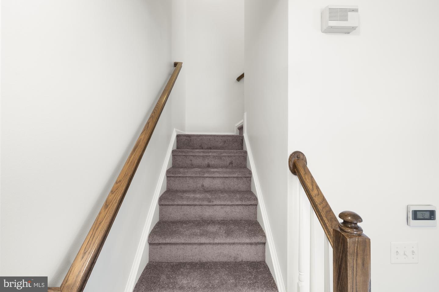 418 Charles Ave Property Photo 14