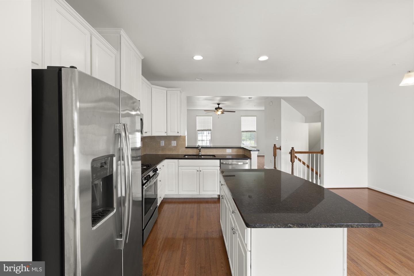 418 Charles Ave Property Photo 21