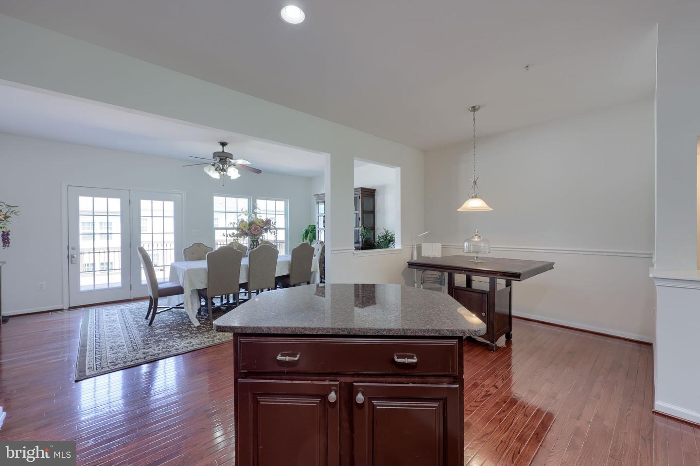 1277 Stonehaven Way Property Photo 10