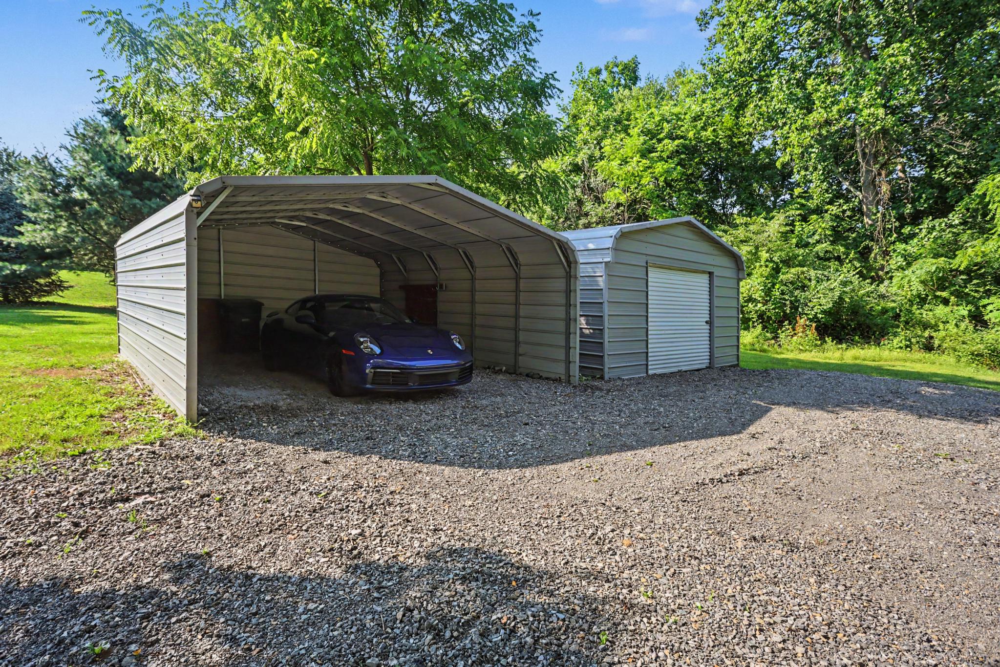 1041 Rohlers Church Rd Property Photo 6