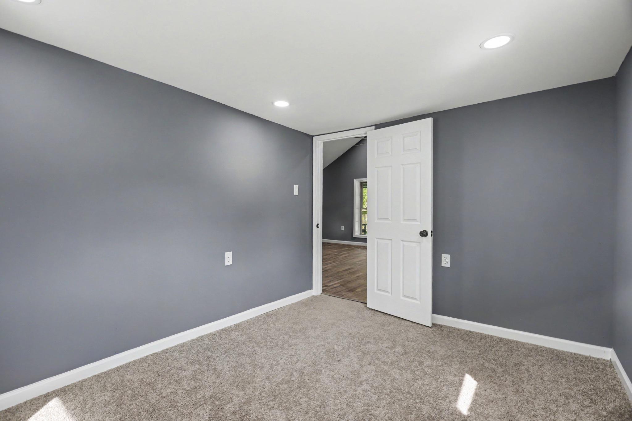 1041 Rohlers Church Rd Property Photo 19