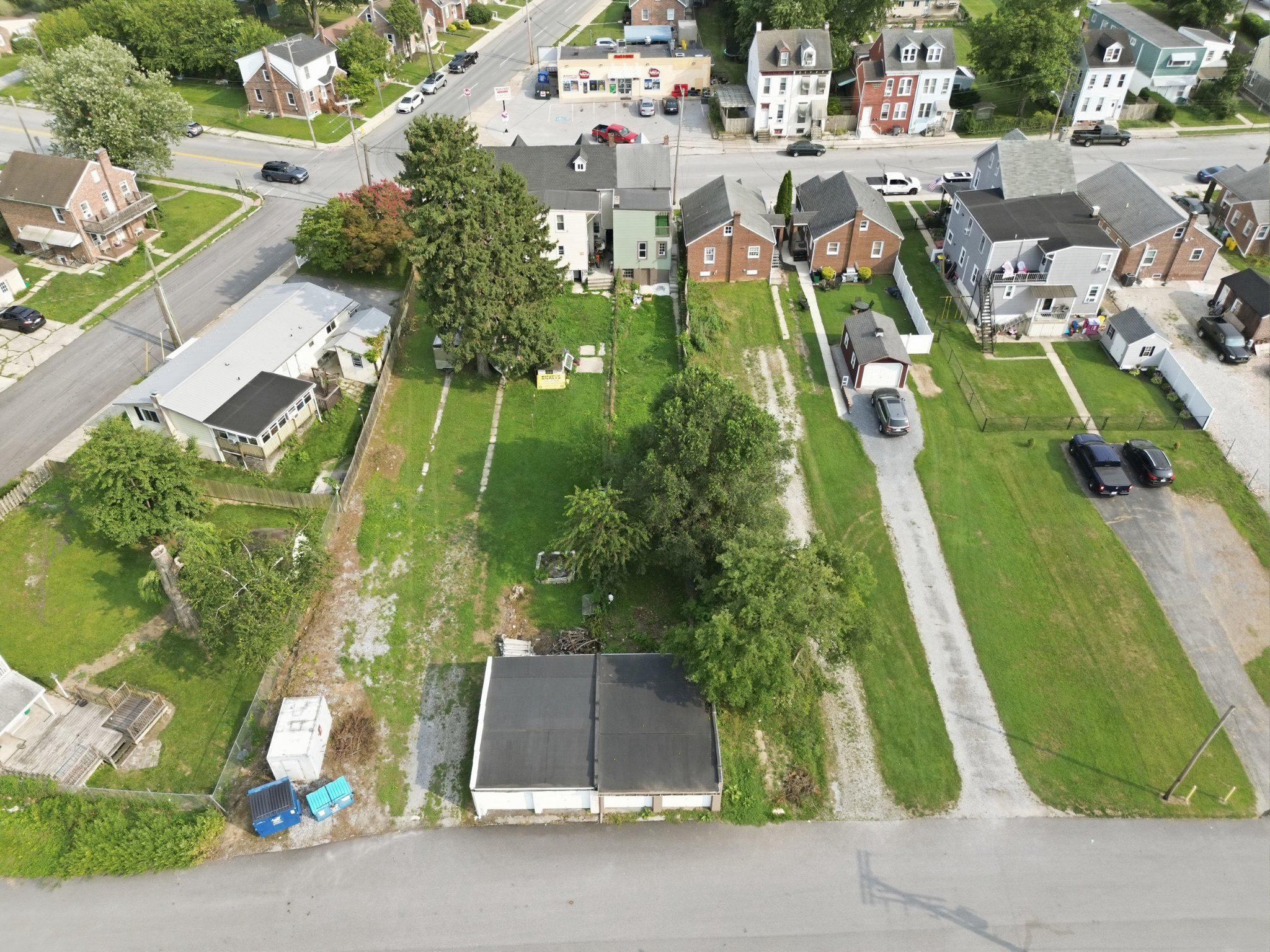 1269 E Philadelphia St Property Photo 43