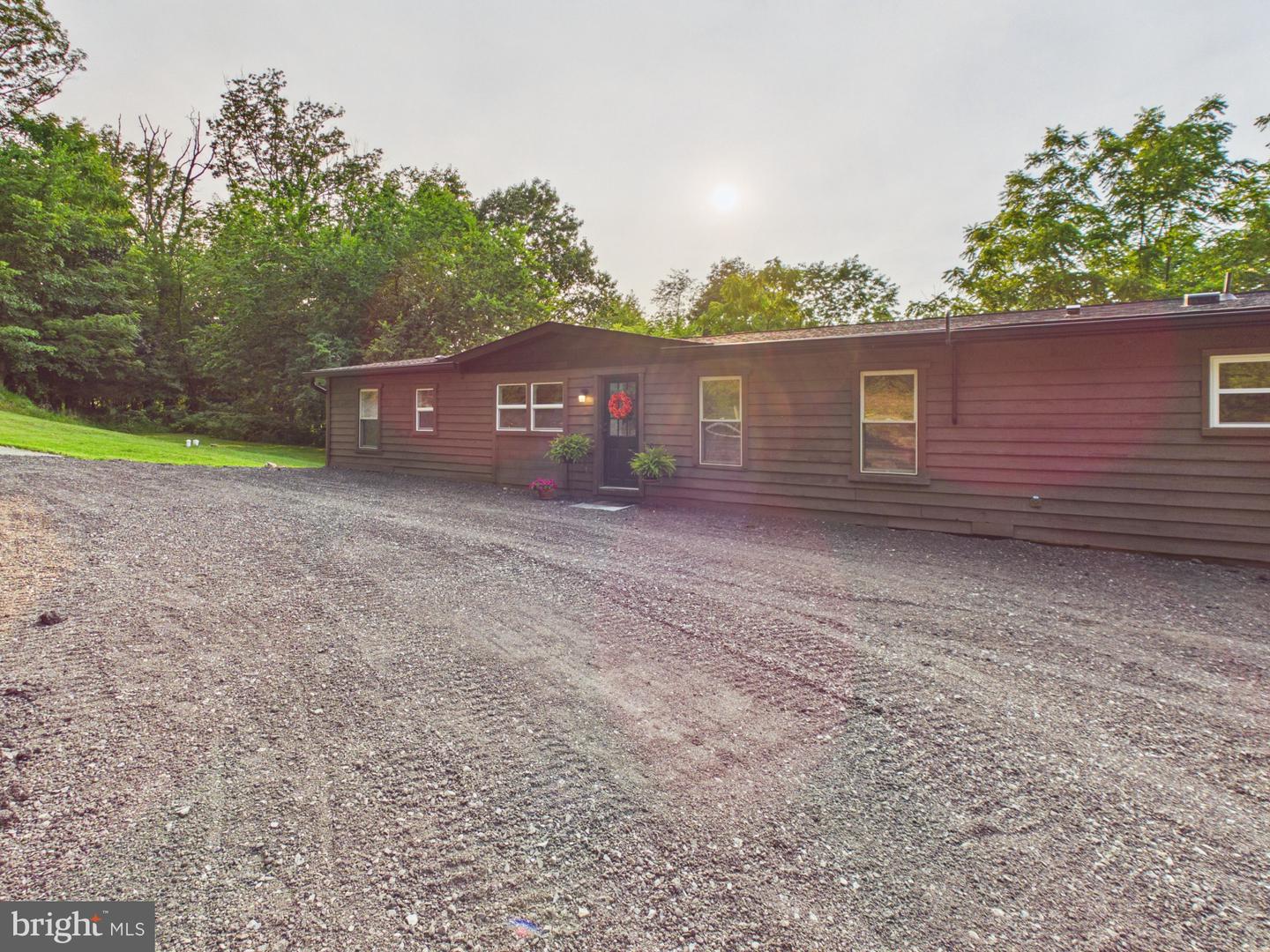 3997 Trone Rd Property Photo 5
