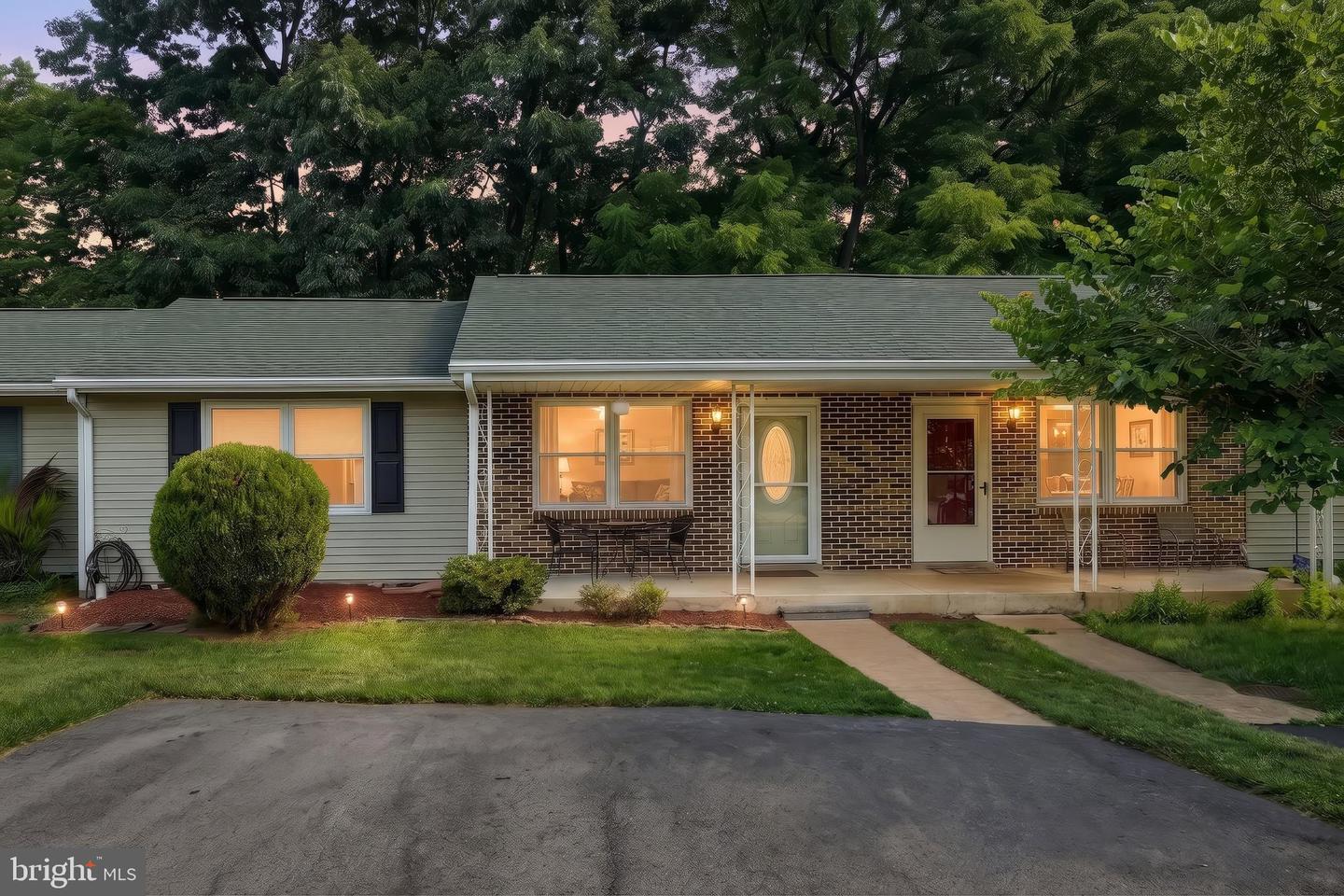 3802 Fox Chase Dr Property Photo 1