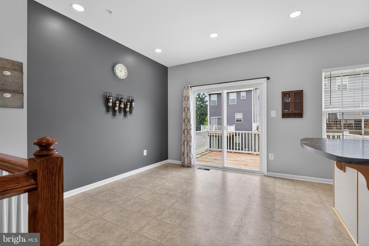 37 S Center St Property Photo 13