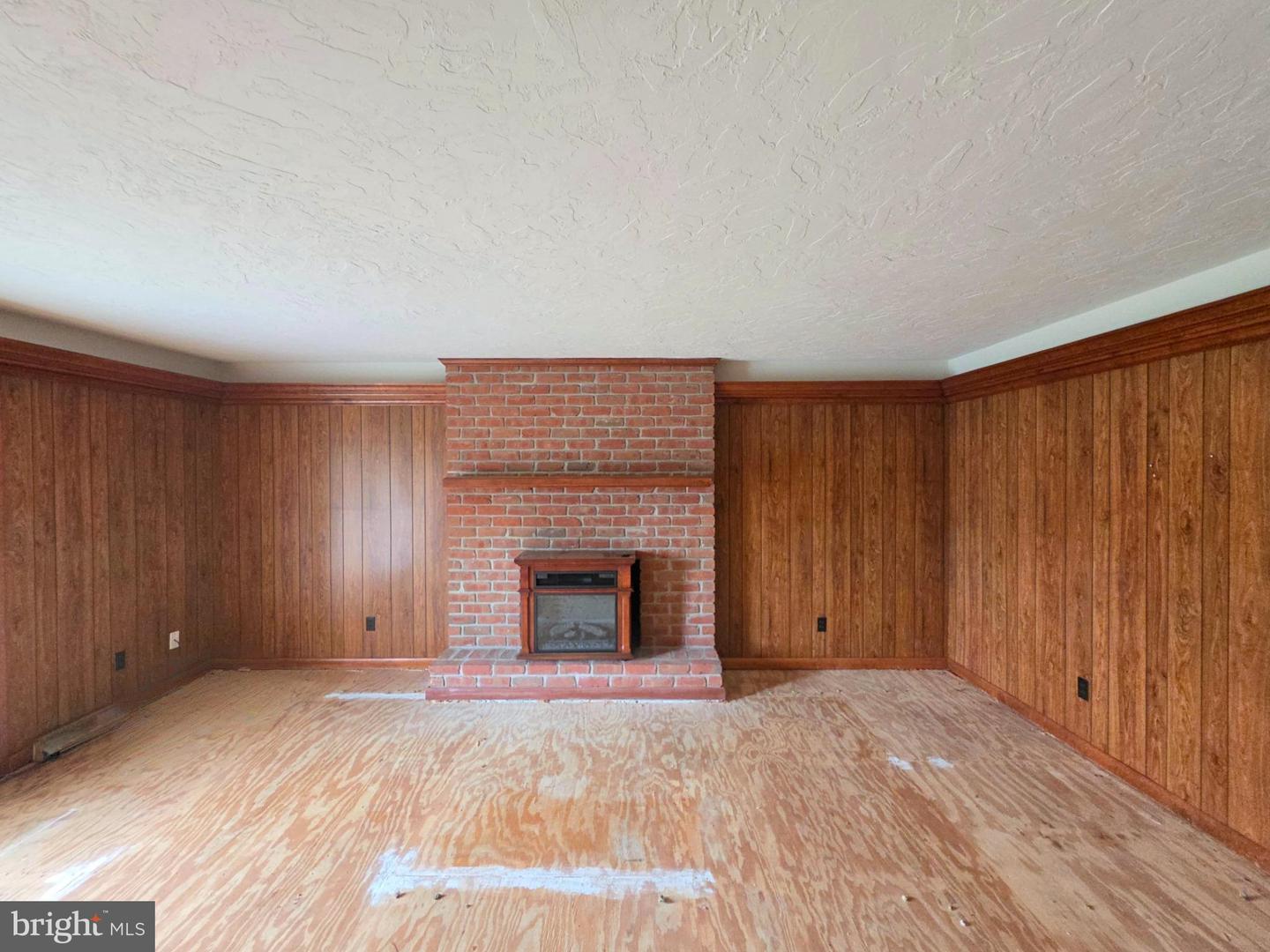 3765 Compton Ln Property Photo 4
