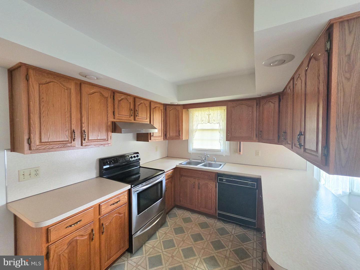 3765 Compton Ln Property Photo 6