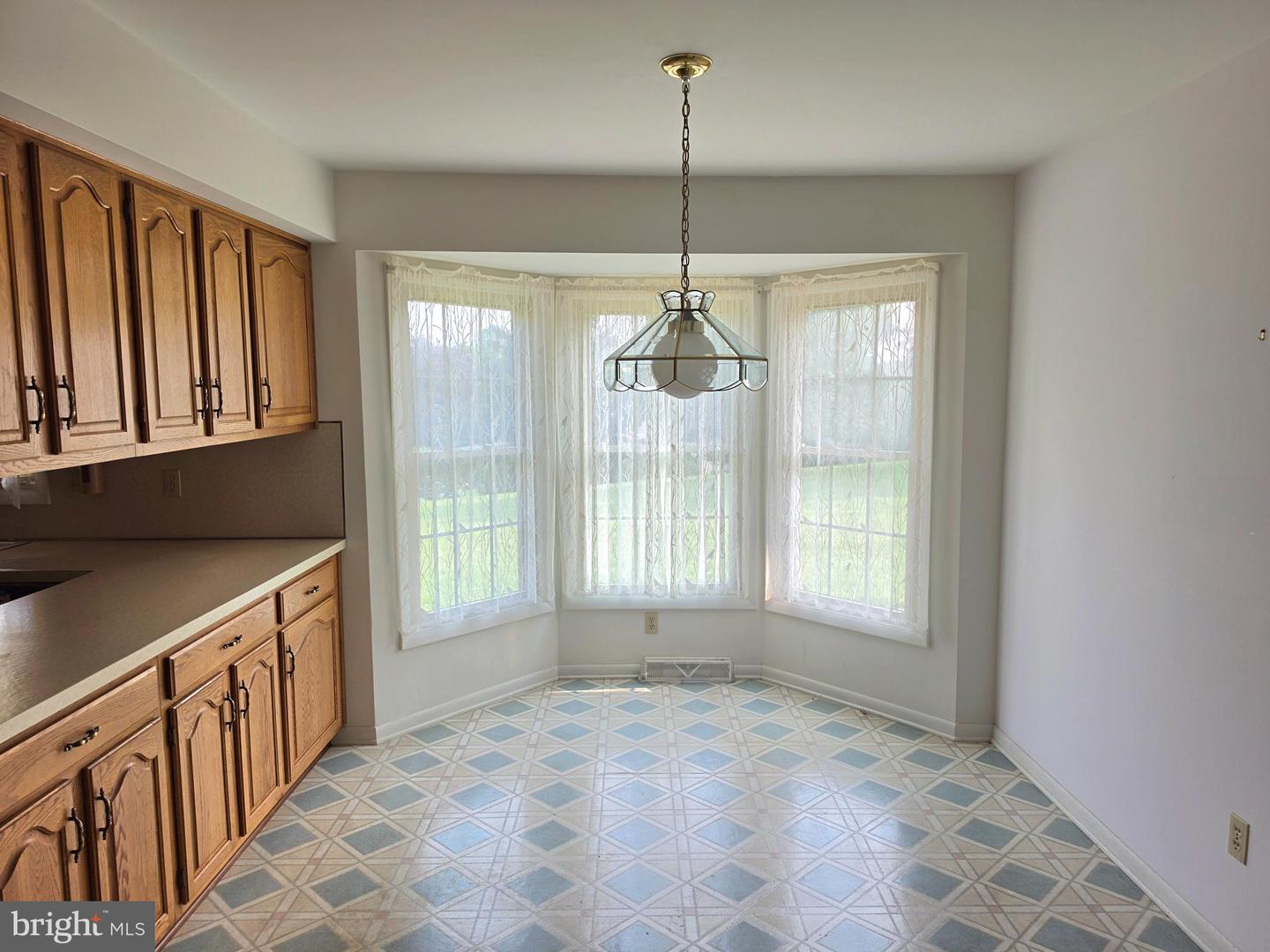 3765 Compton Ln Property Photo 7