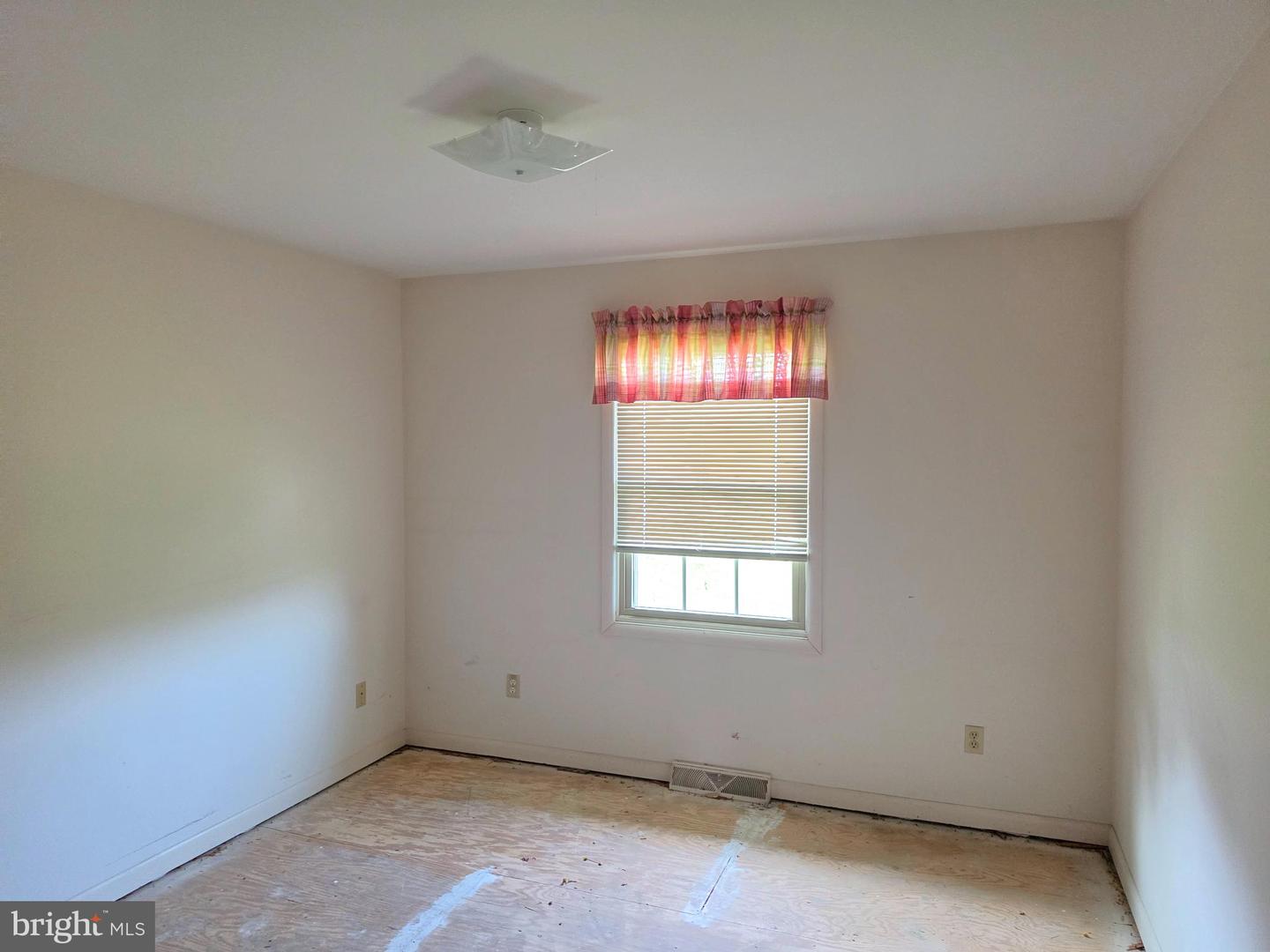 3765 Compton Ln Property Photo 9