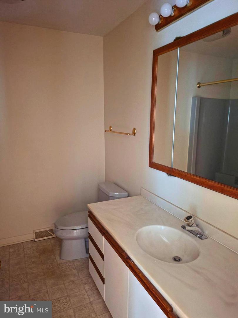 3765 Compton Ln Property Photo 14