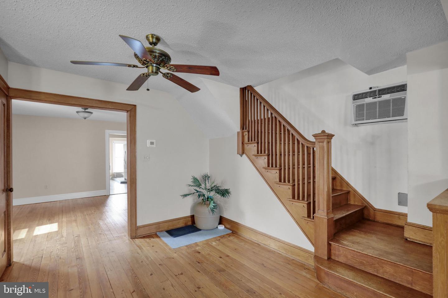 124 Orange St Property Photo 2