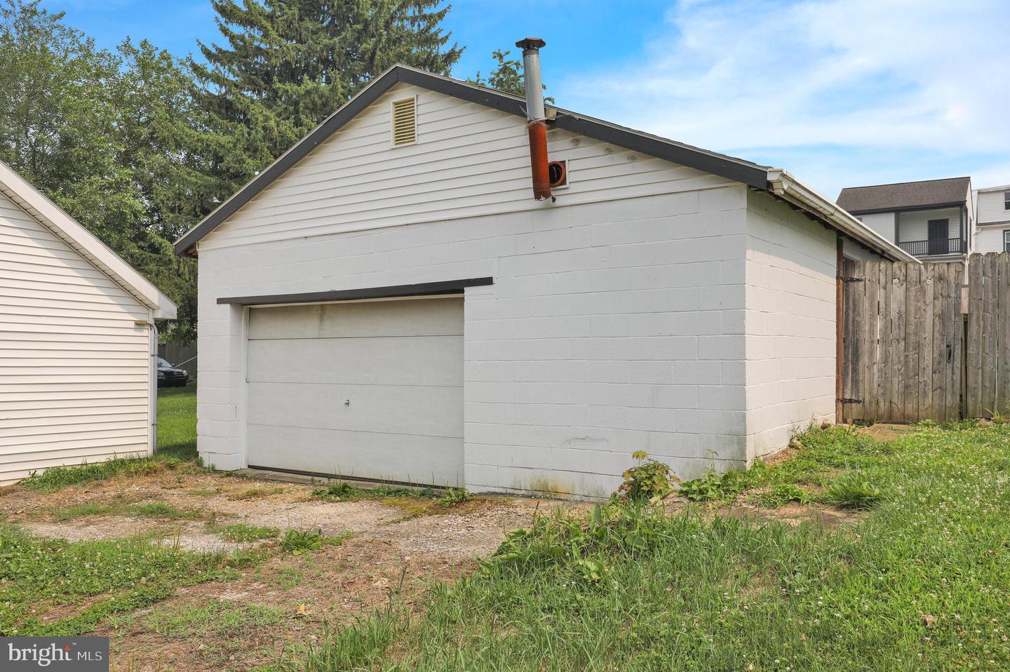 124 Orange St Property Photo 4