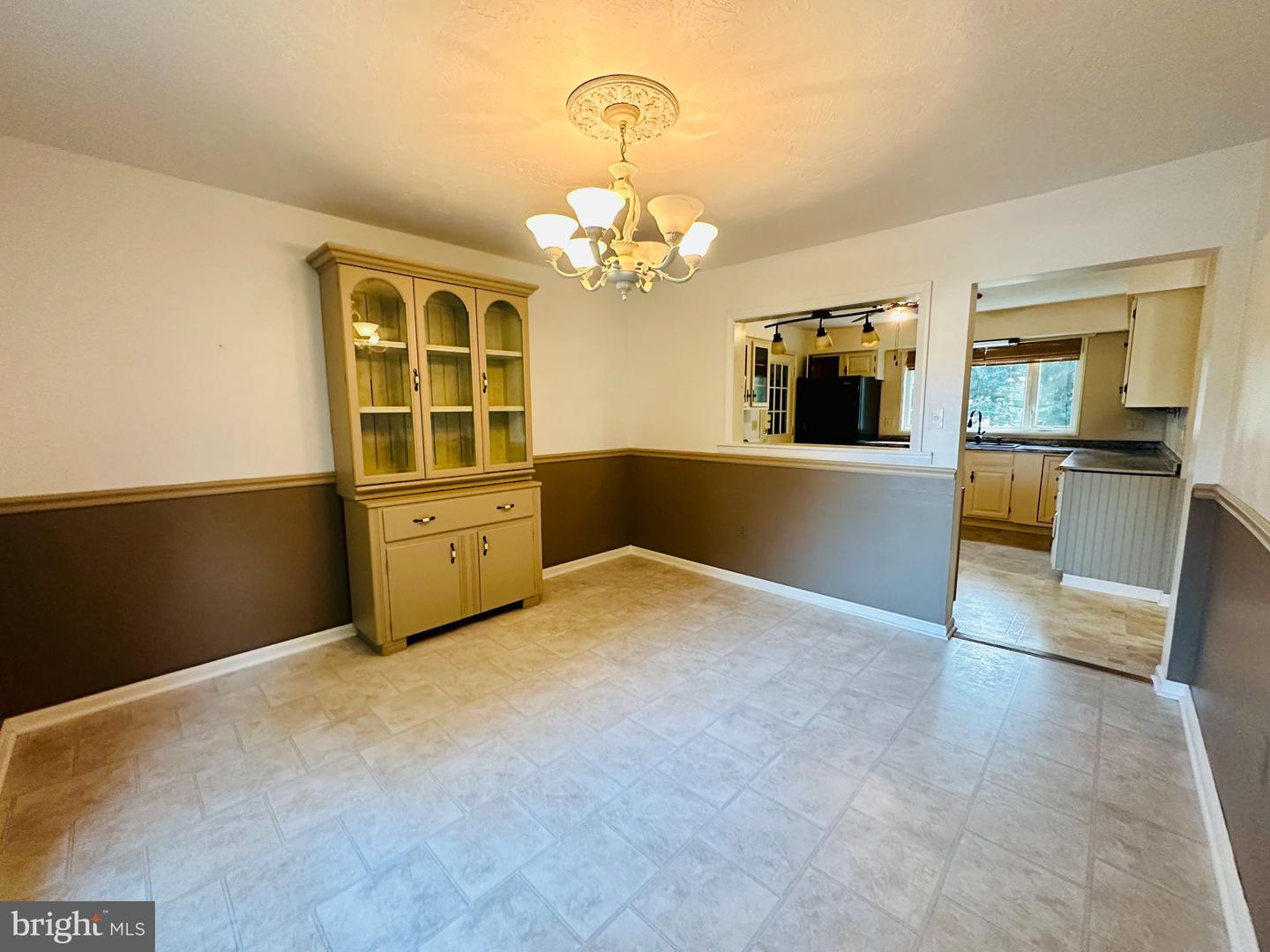 35 Johnston Cir Property Photo 8