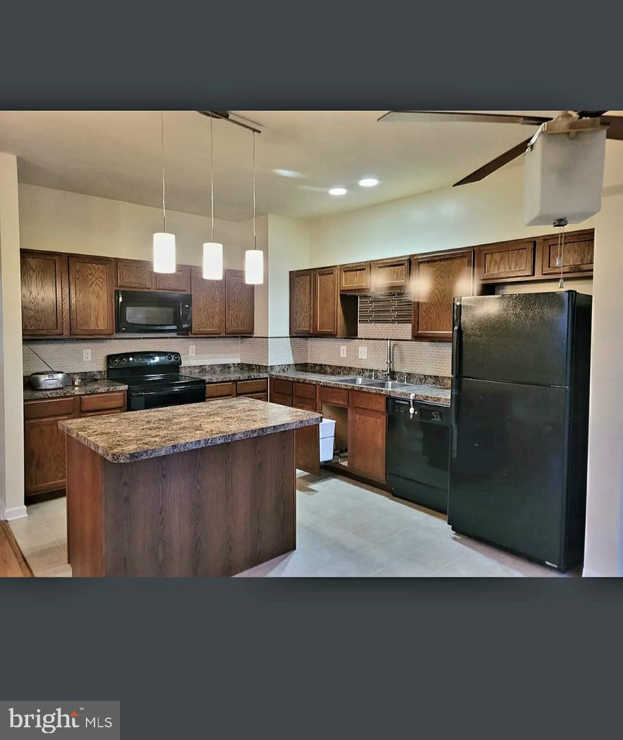 2266 Walnut Bottom Rd #144 Property Photo 7