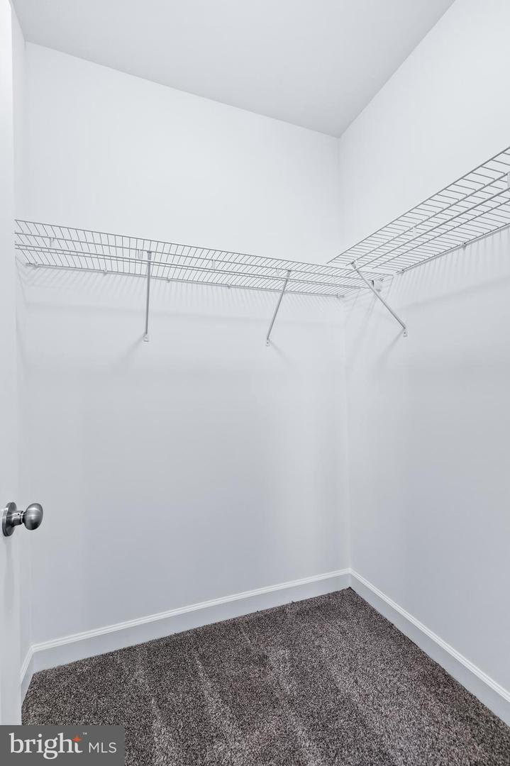 190 Cambridge Blvd Property Photo 15