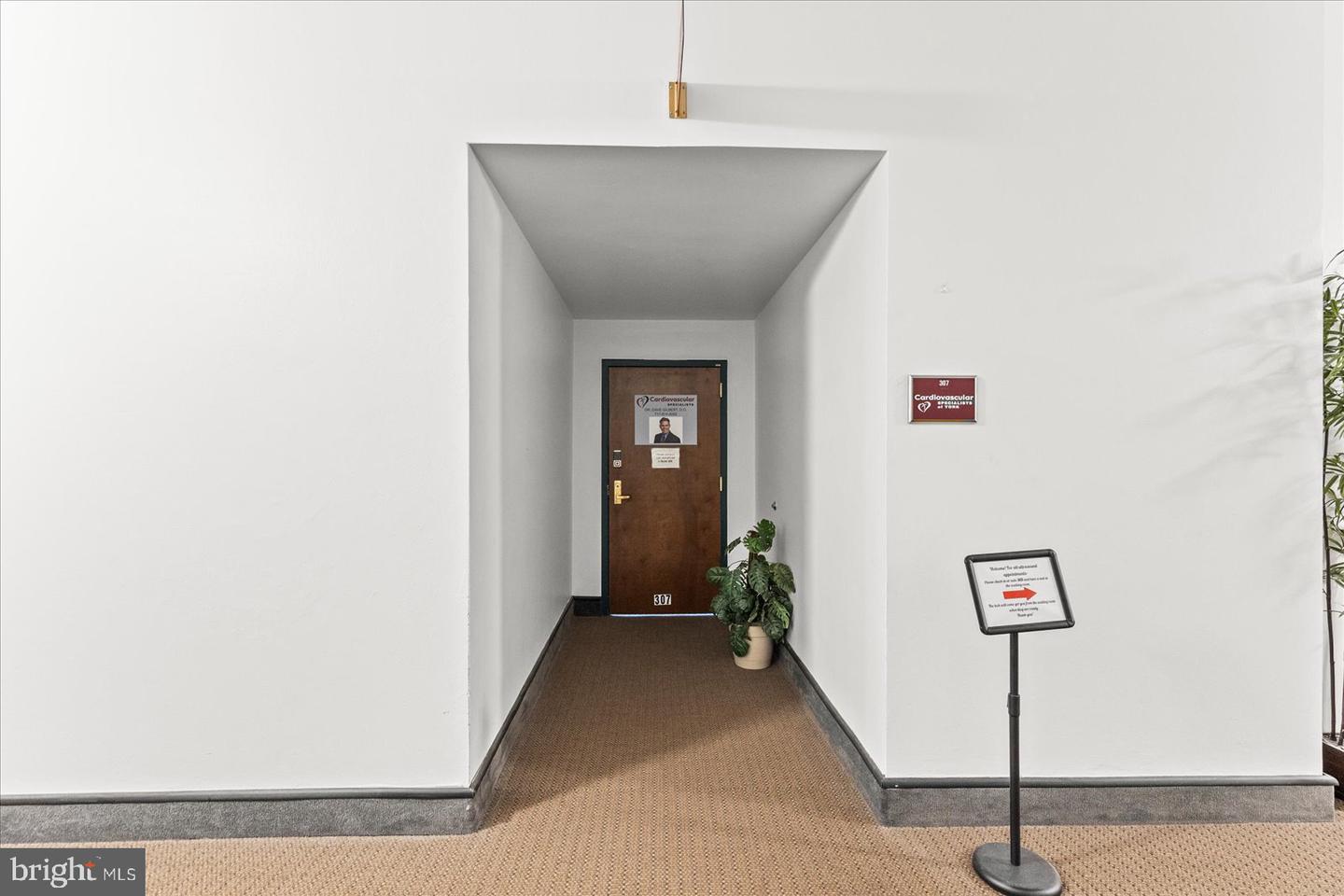 195 Stock St Property Photo 21