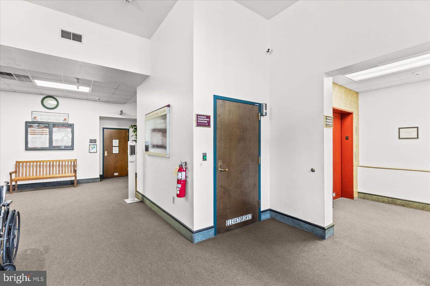 195 Stock St Property Photo 41