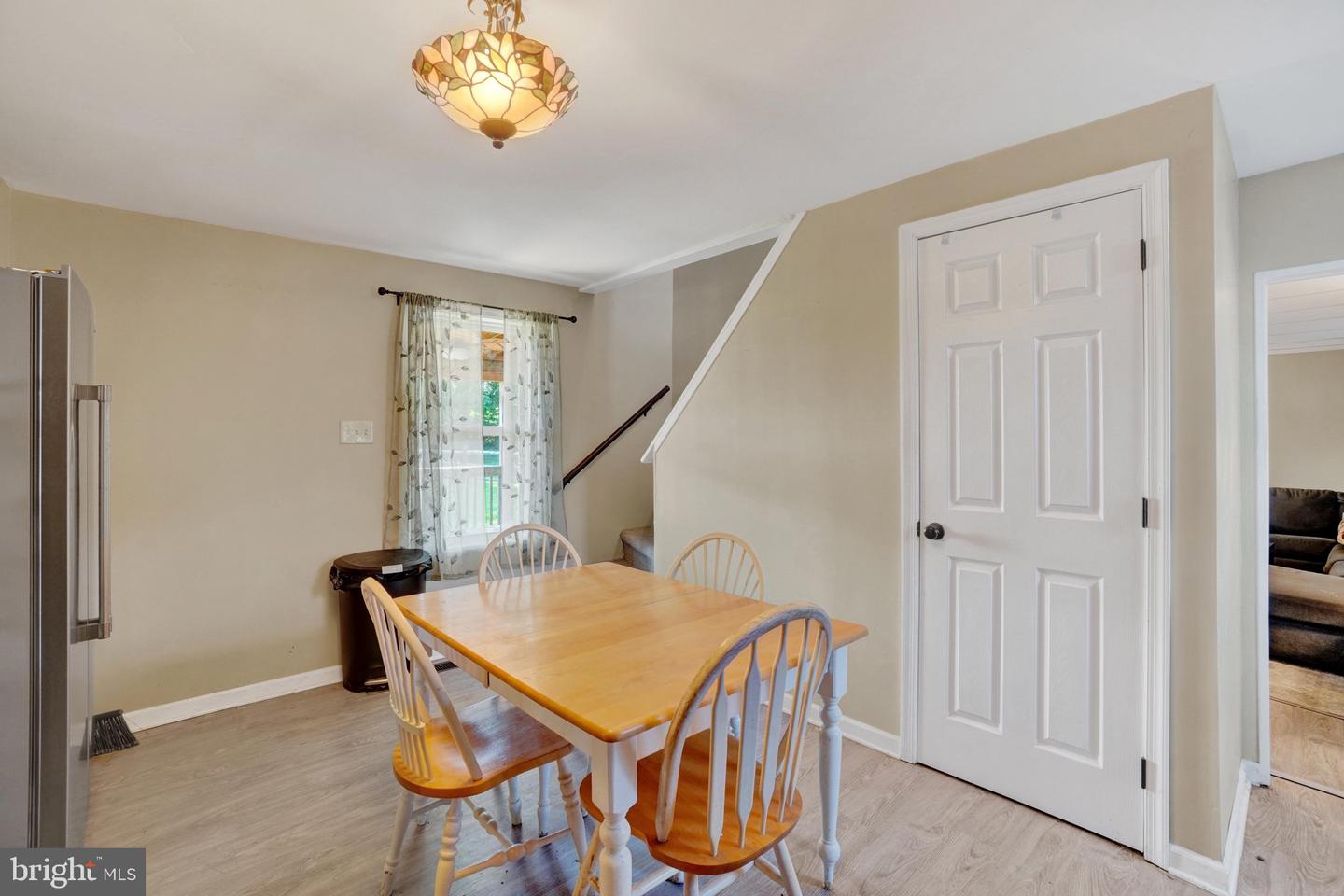 1004 Main St Property Photo 6