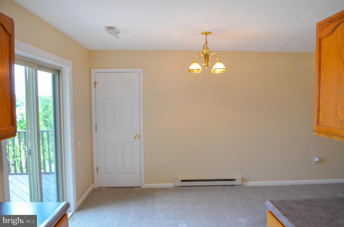 85 Chatham Ln Property Photo 7