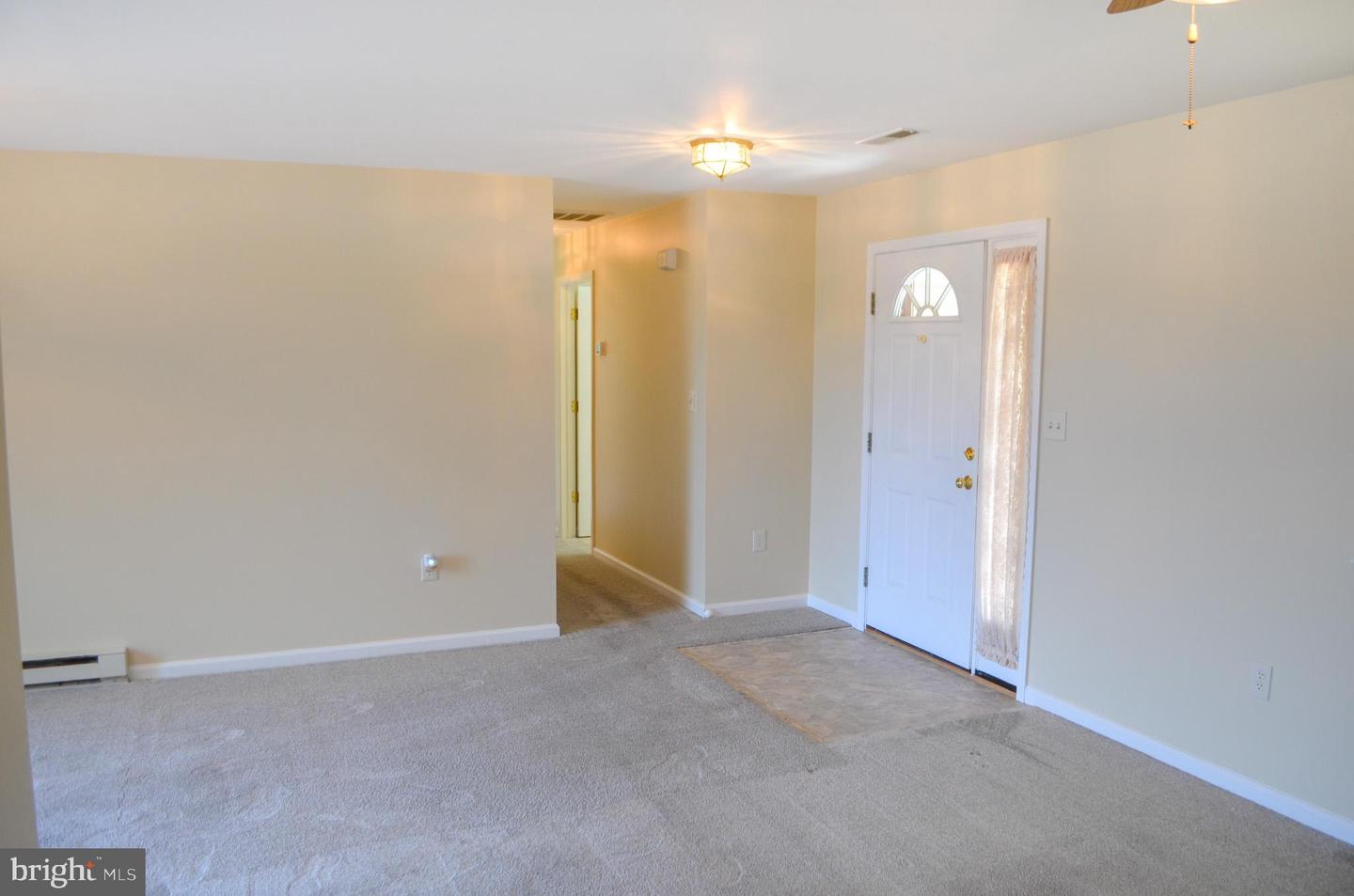 85 Chatham Ln Property Photo 9