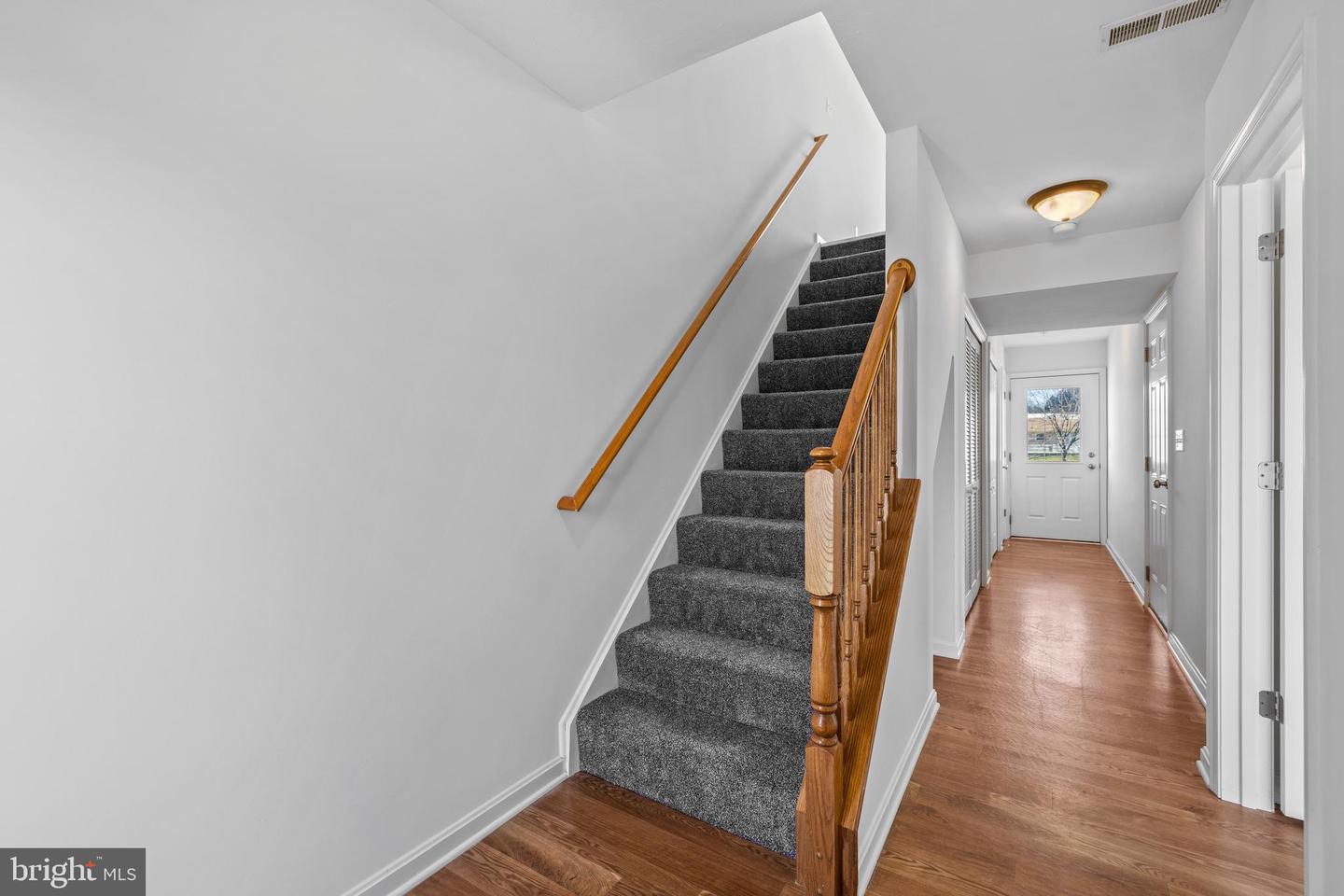116 Breezewood Drive Property Photo 4