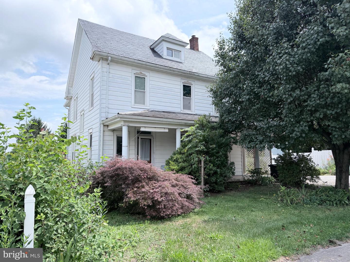 63 N Market St Property Photo 1