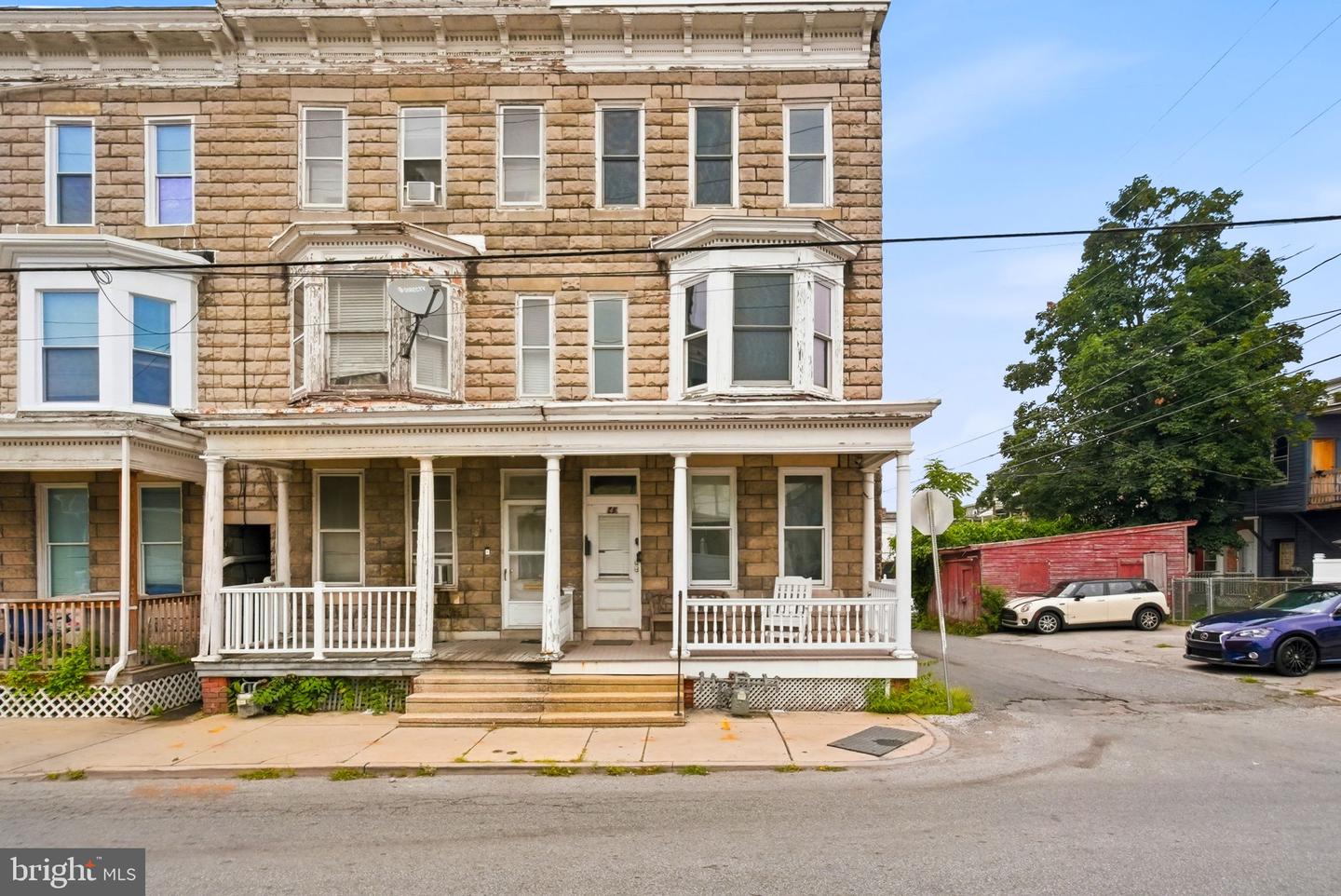 143 S Belvidere Ave Property Photo 1