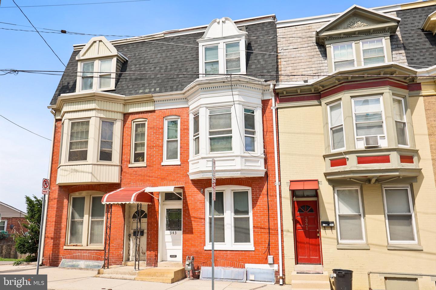 343 N NEWBERRY ST