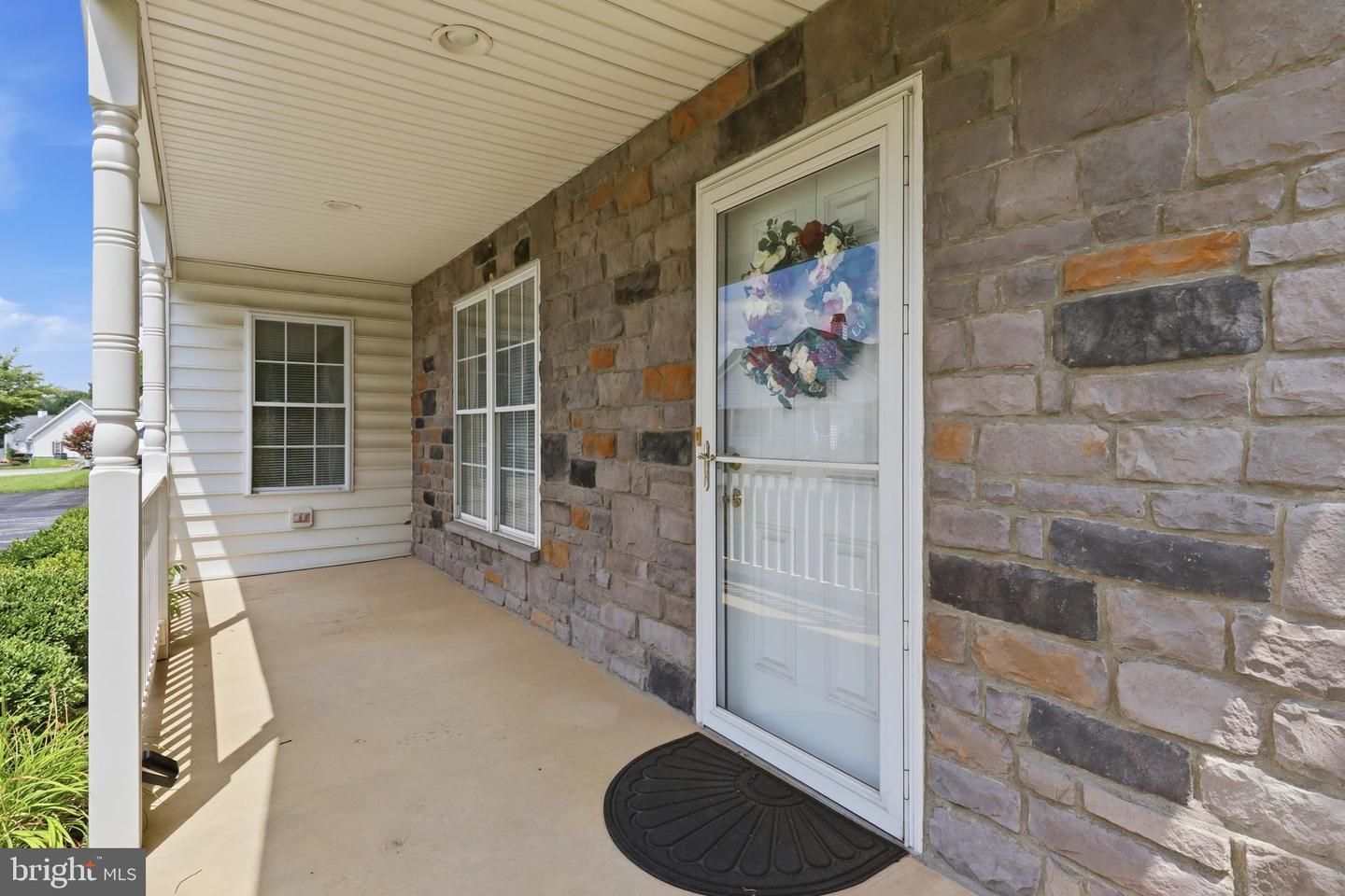 2164 Knob Hill Property Photo 5