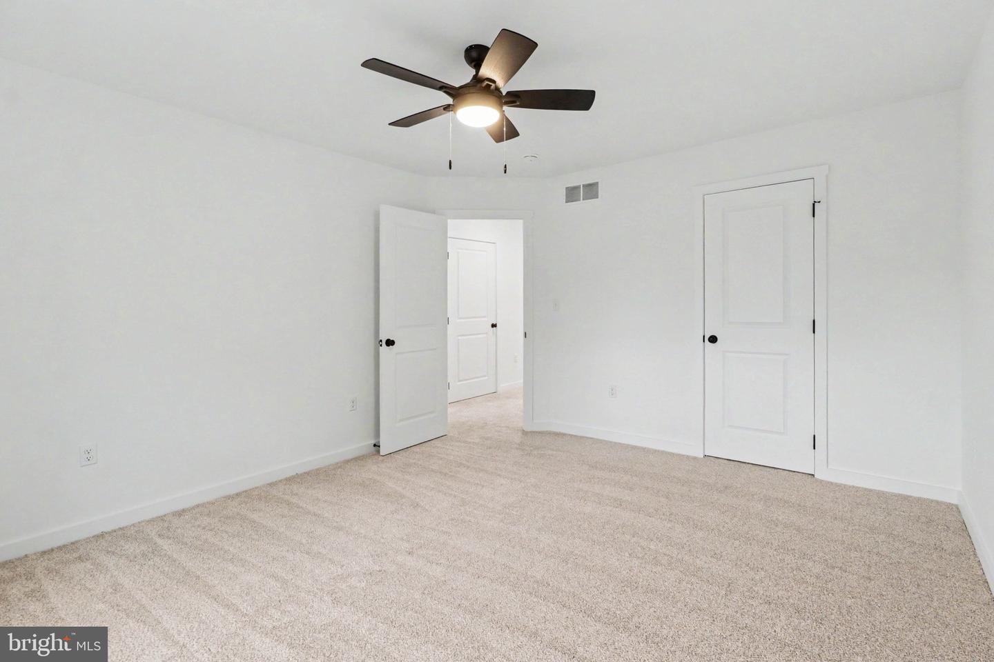 507 S Baltimore St Property Photo 17