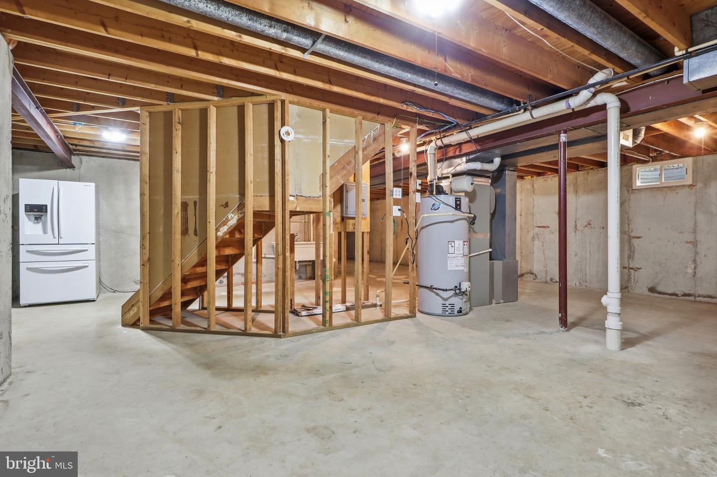 75 Lee St Property Photo 53