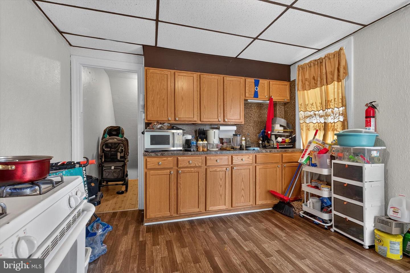 1547 W King St Property Photo 18