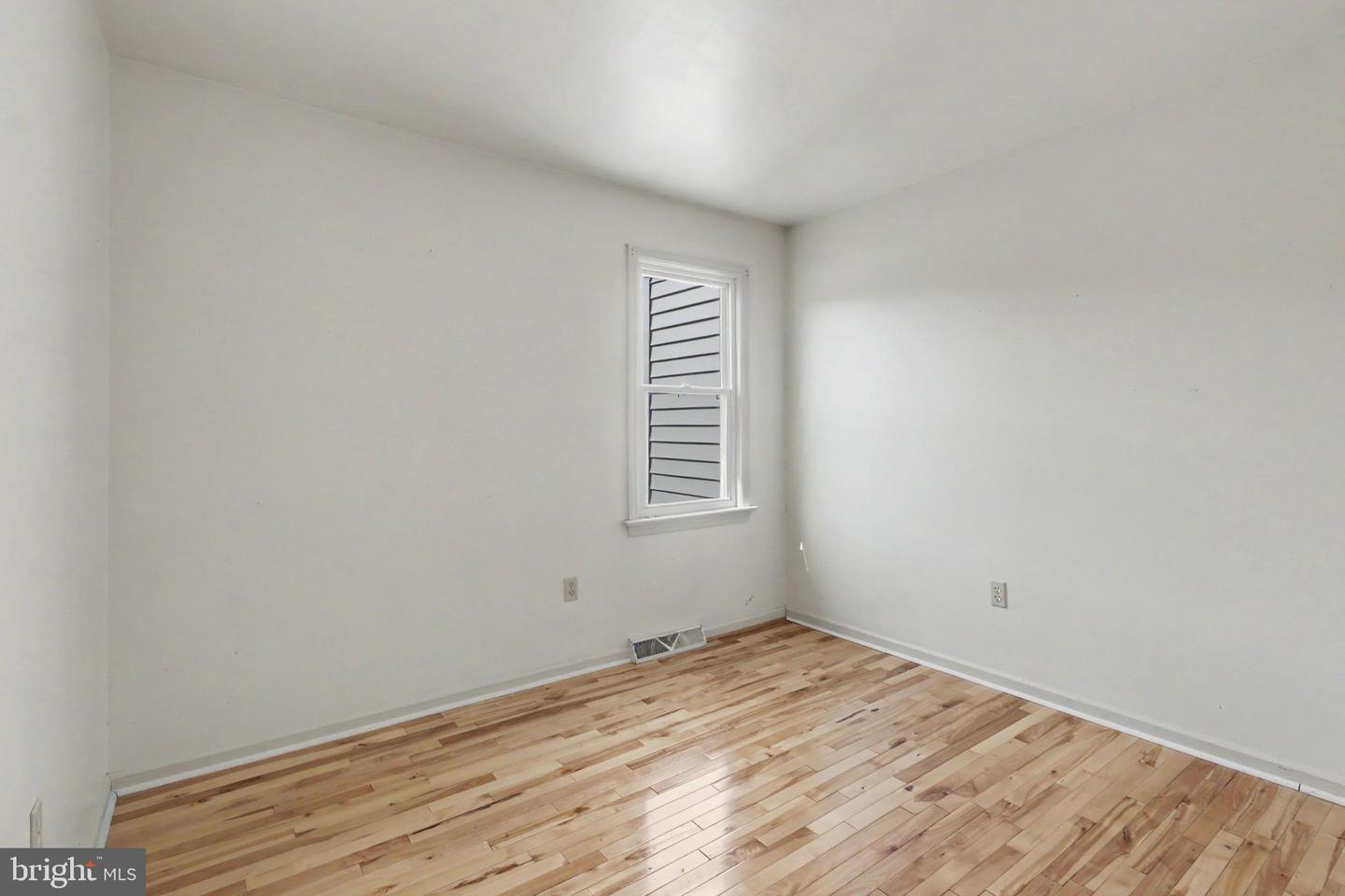 3033 Bornt Dr Property Photo 19