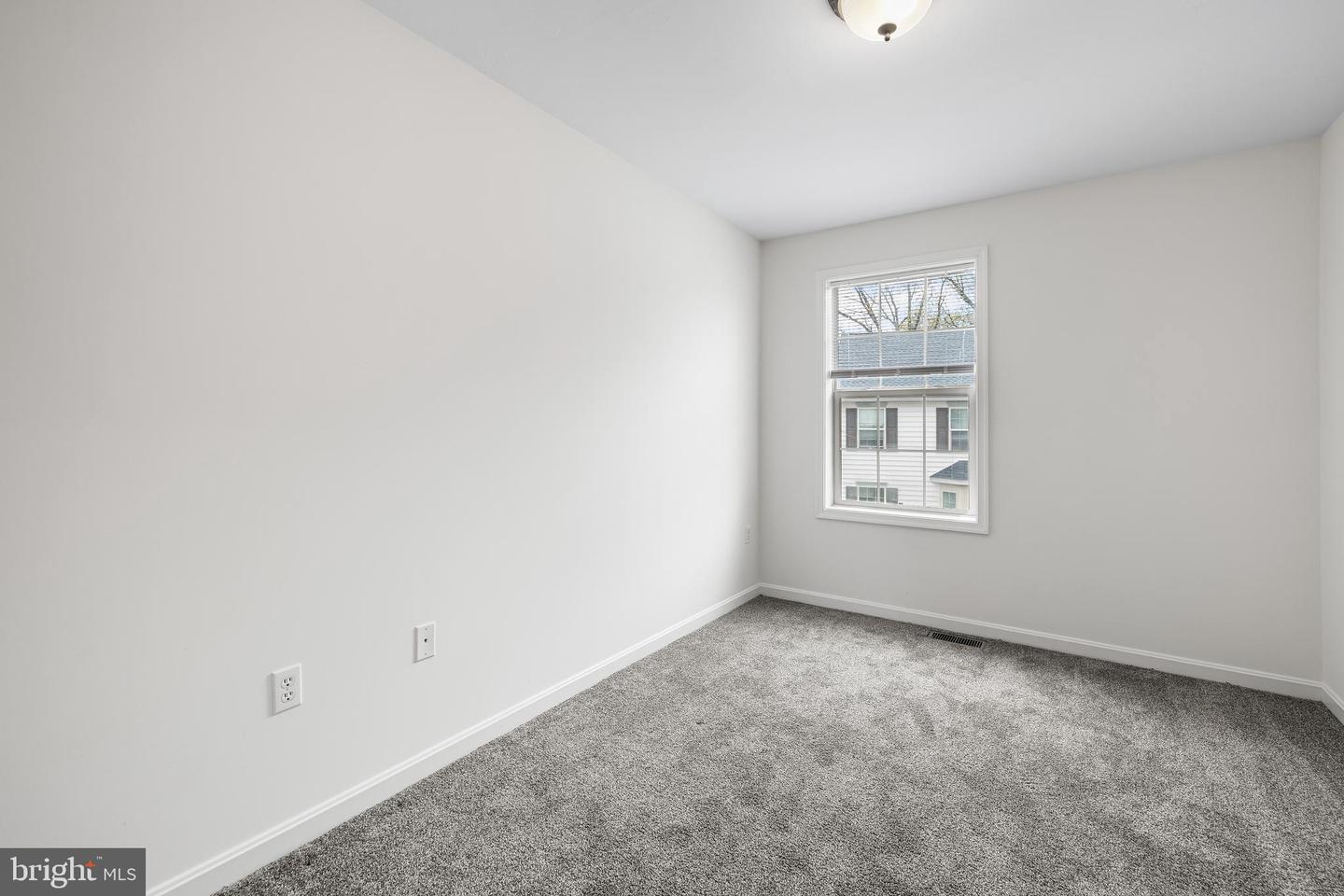 24 Shady Tree Ct Property Photo 20