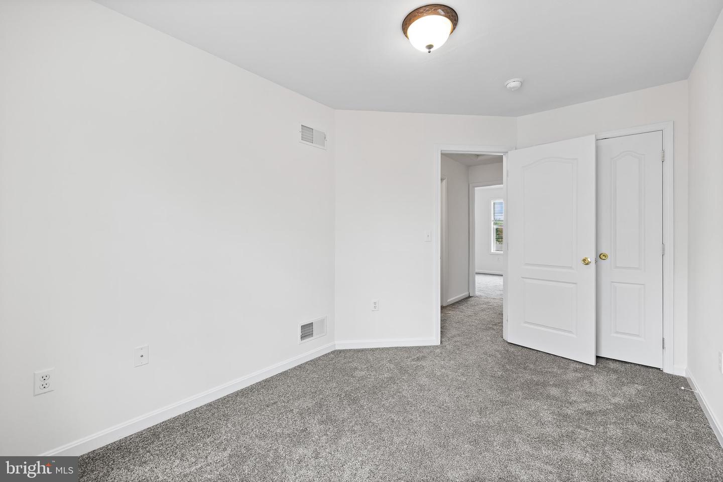 24 Shady Tree Ct Property Photo 21