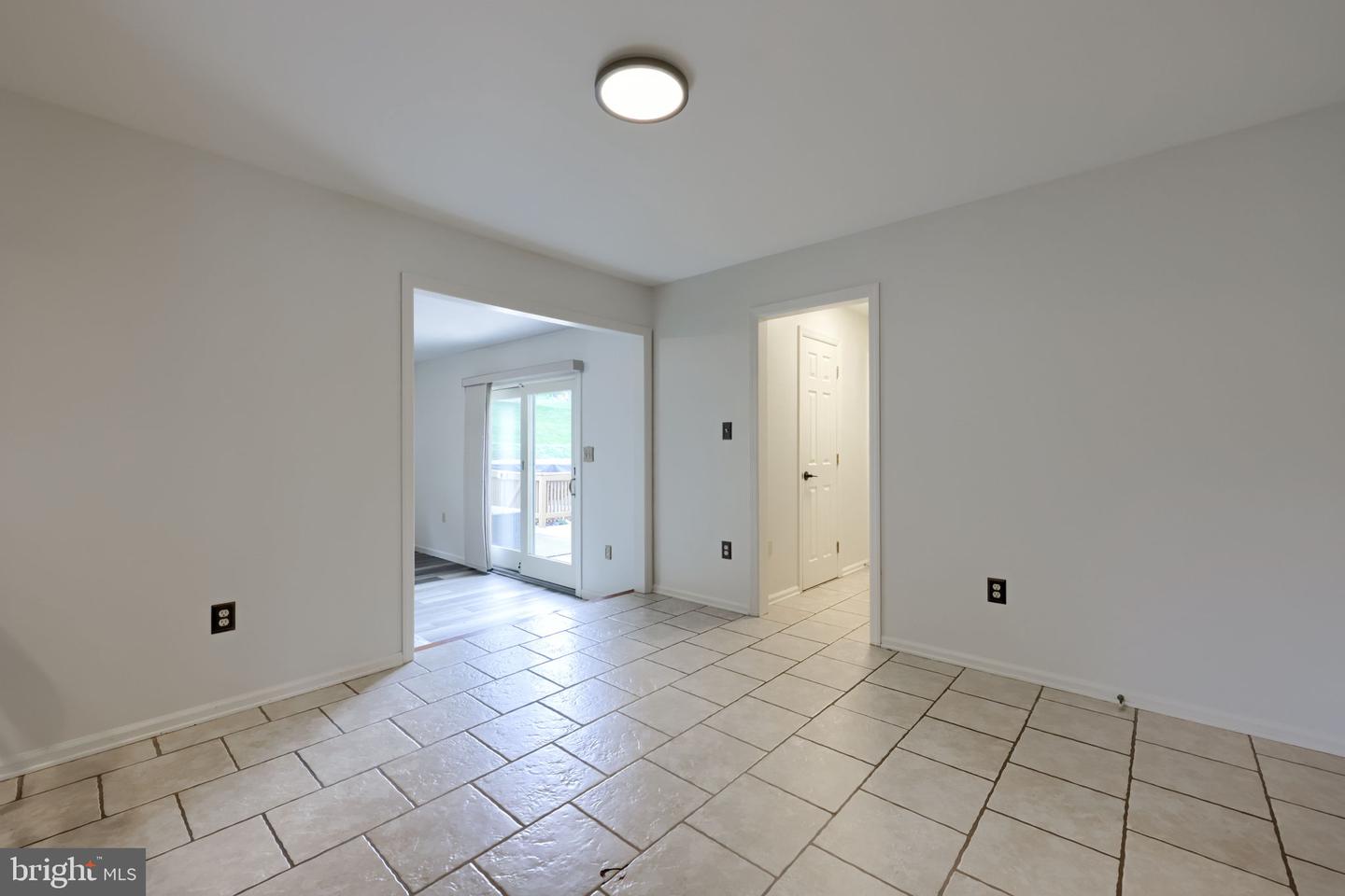 740 Chesterbrook Dr Property Photo 17
